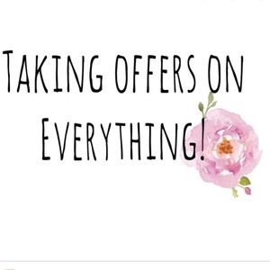 Send me an offer! 💗💗💗